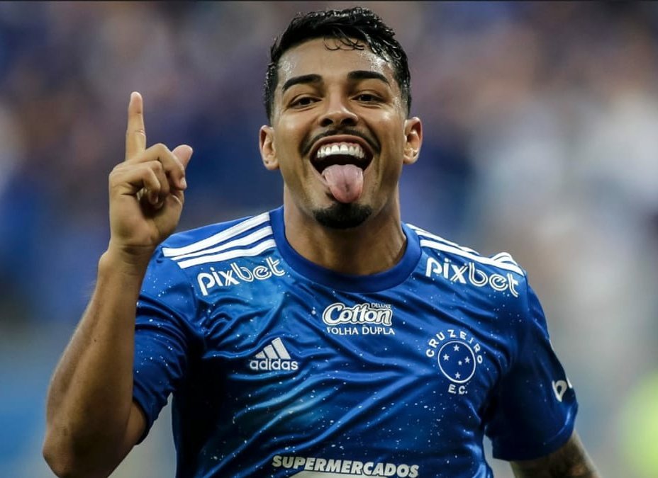 🚨 ATENÇÃO

Corinthians monitora situação de Matheus Bidu.

Para ter o jogador em definitivo, o Cruzeiro tem que desembolsar R$10M por 60% dos direitos econômicos.

📰 <a href="/thirfernandes/">Thiago Fernandes</a>