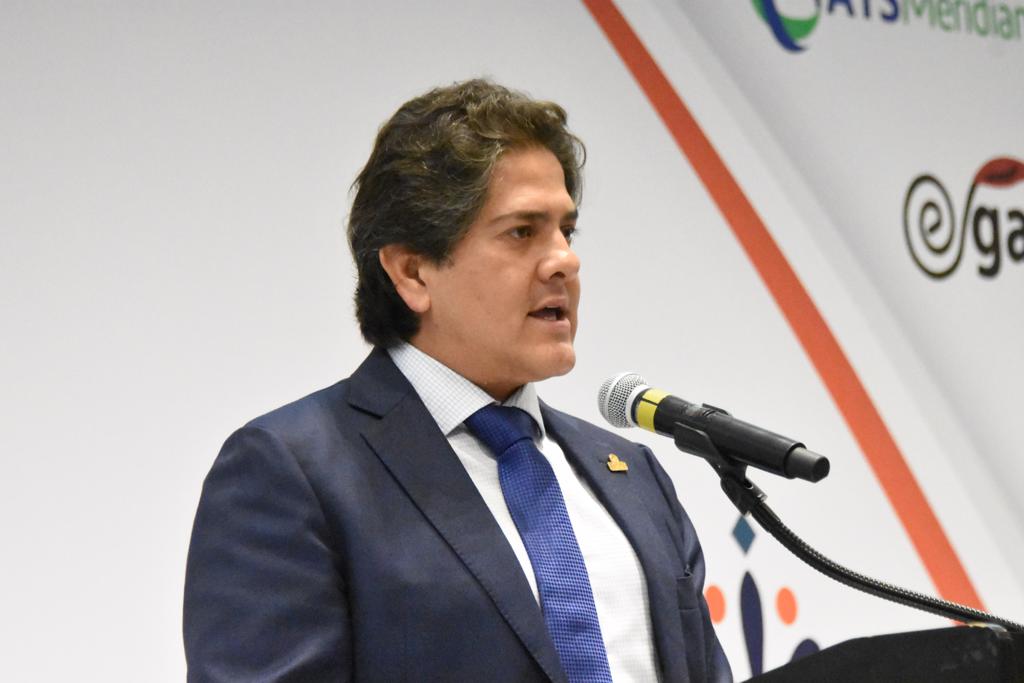 El presidente <a href="/jorgeemijares/">Jorge Mijares</a>, de Onexpo Nacional, estuvo presente durante el cambio de mesa directiva y el XI aniversario de la asociación <a href="/onexpopuebla/">Onexpo Puebla</a>.