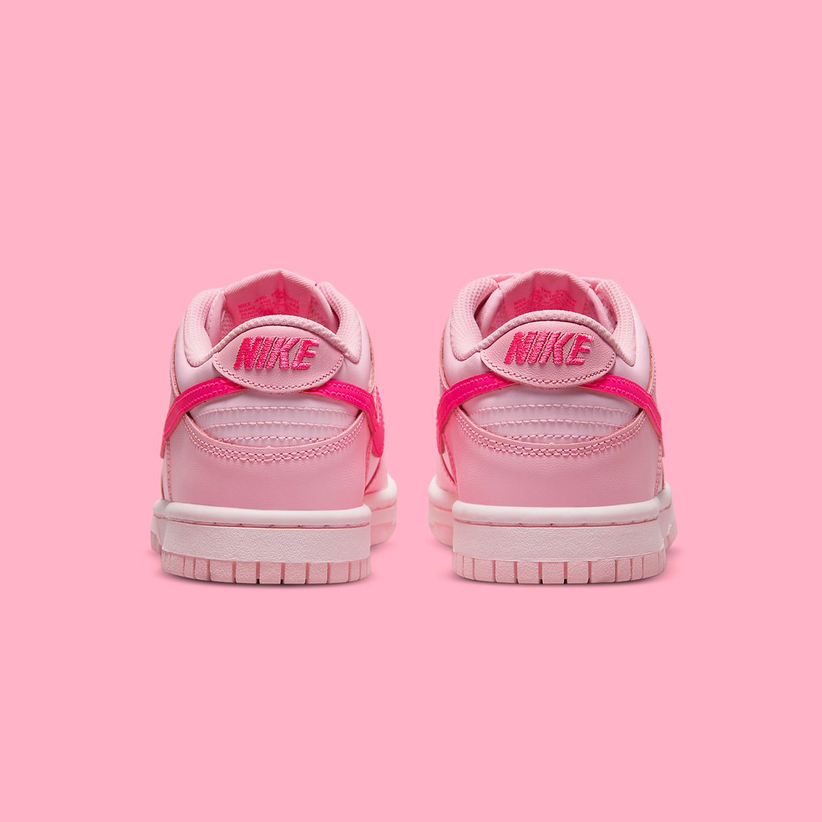 The "Triple Pink" Dunks drop September 13 💝

DETAILS: bit.ly/3KueRwJ