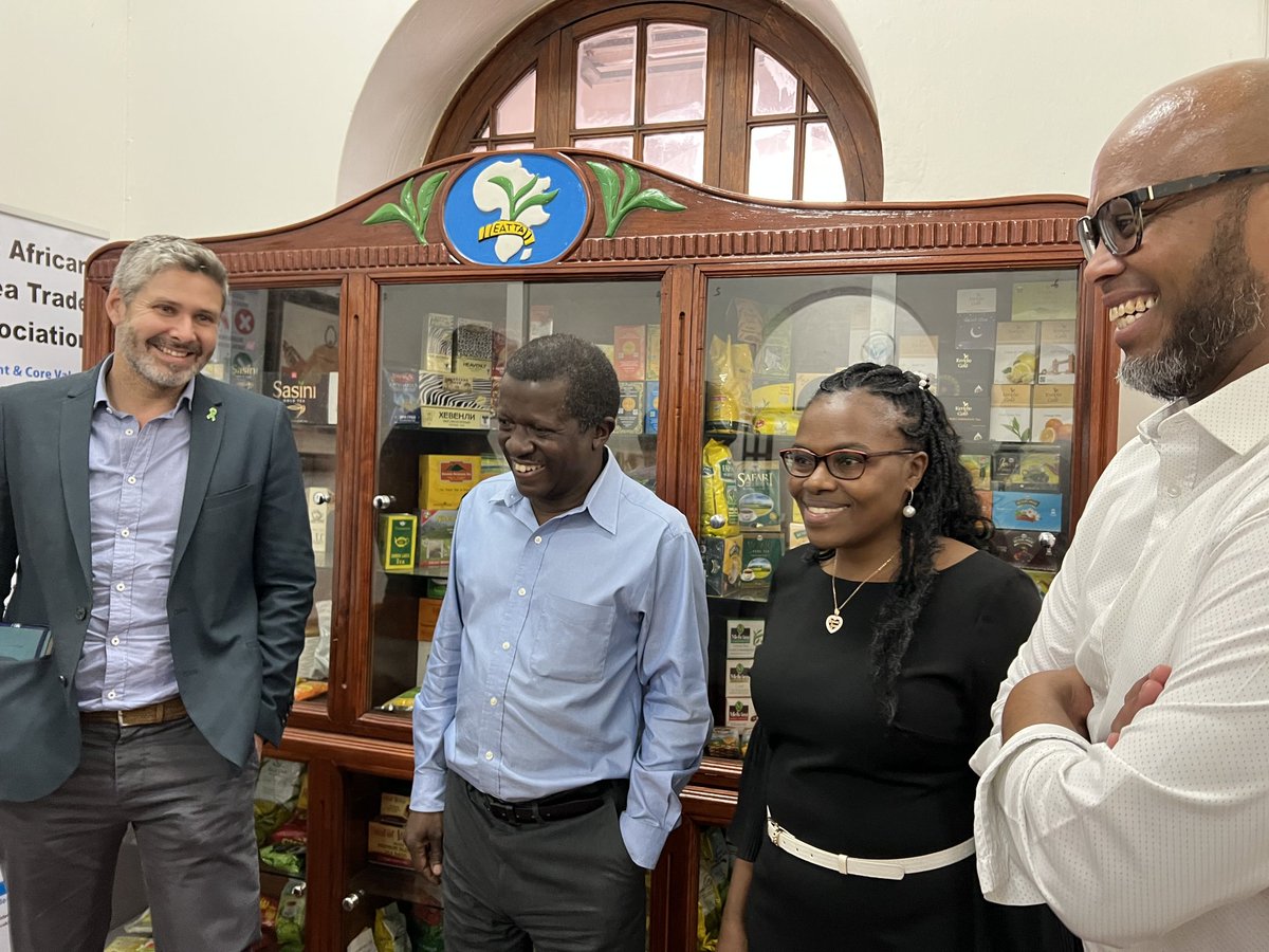 daveghbeer's tweet photo. Delighted to visit Mombasa today and discuss with @Kenya_Ports MD @BaloziMwangemi @KRACorporate @NorthernCoridor and #EATTA colleagues substantive achievements from our partnerships, and future plans. @TradeMarkEastA https://t.co/k1uOF6quAS
