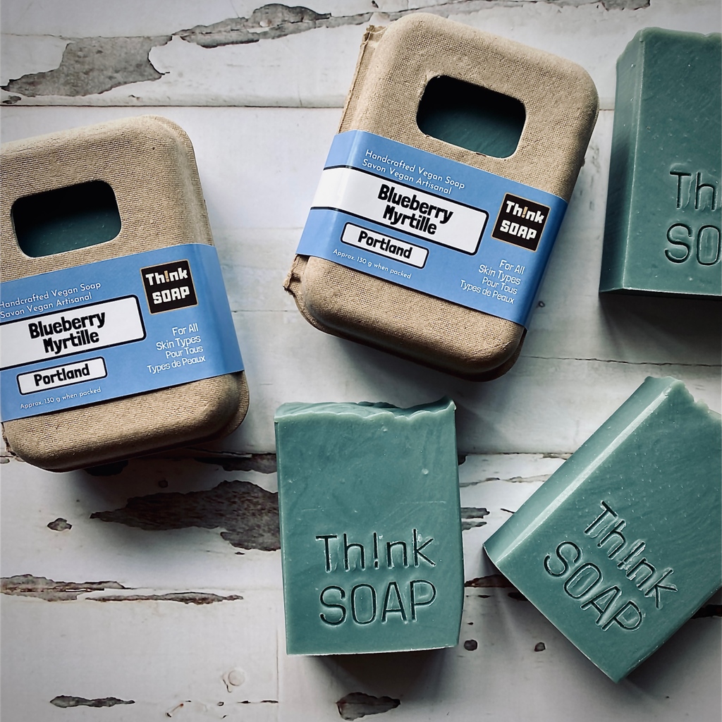 thinksoapyvr's tweet photo. 🔔 PORTLAND | BLUEBERRIES 🔔 A large city in Oregon that embraces eco-friendliness, microbreweries, and coffeehouses.
https://t.co/QRdJwnQkC2  #savon #vegan #savetheplanet #soap ⁠#handmadesoap #yvr #skincare ⁠#artisansoap ⁠#organic #smallbusinessbc #soapmaking https://t.co/JdFp1dDMEV