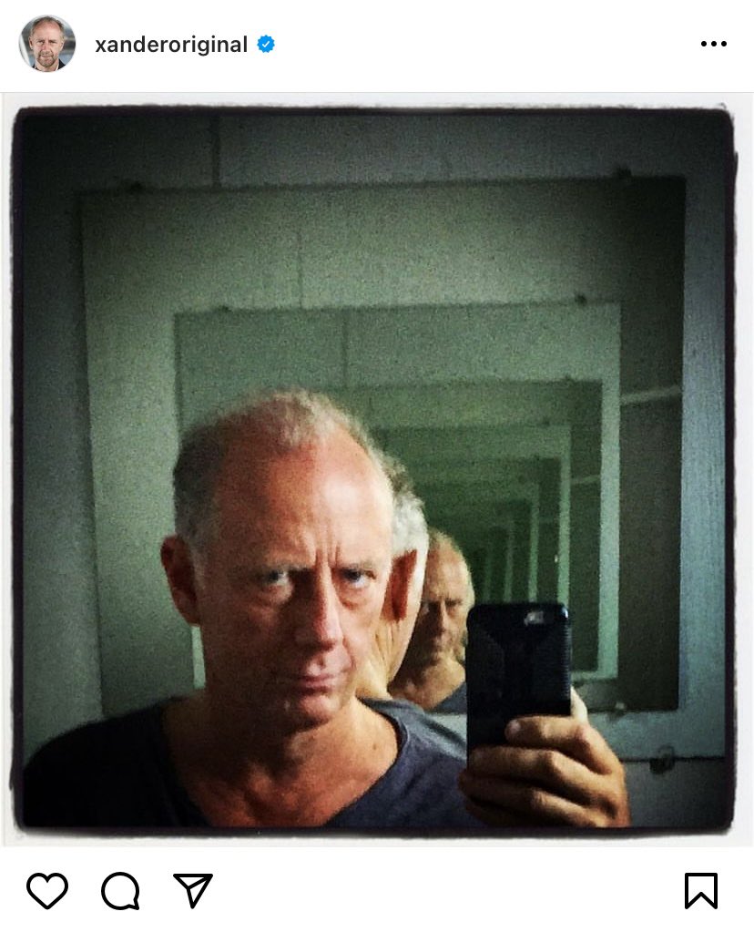 jisbonstan's tweet photo. selfie #readytokill https://t.co/ZNFKnGoZ5S