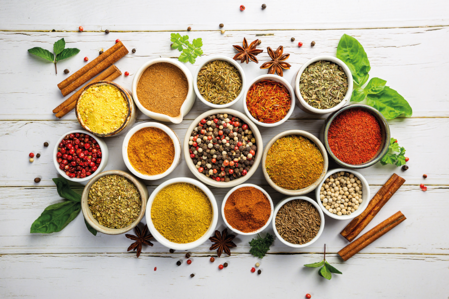 RudeHealthMag's tweet photo. Hannah Dare at healthstore&amp;cafe @organicobantry, on amazing health properties of kitchen herbs&amp; spices!

#Sage
Can help regulate temperature. 
Red sage makes great tea for sore throats.
Protects brain from memory loss.
Antioxidant&amp; anti-inflammatory.
More! https://t.co/PAdyHet6og https://t.co/WdIXD35VlE