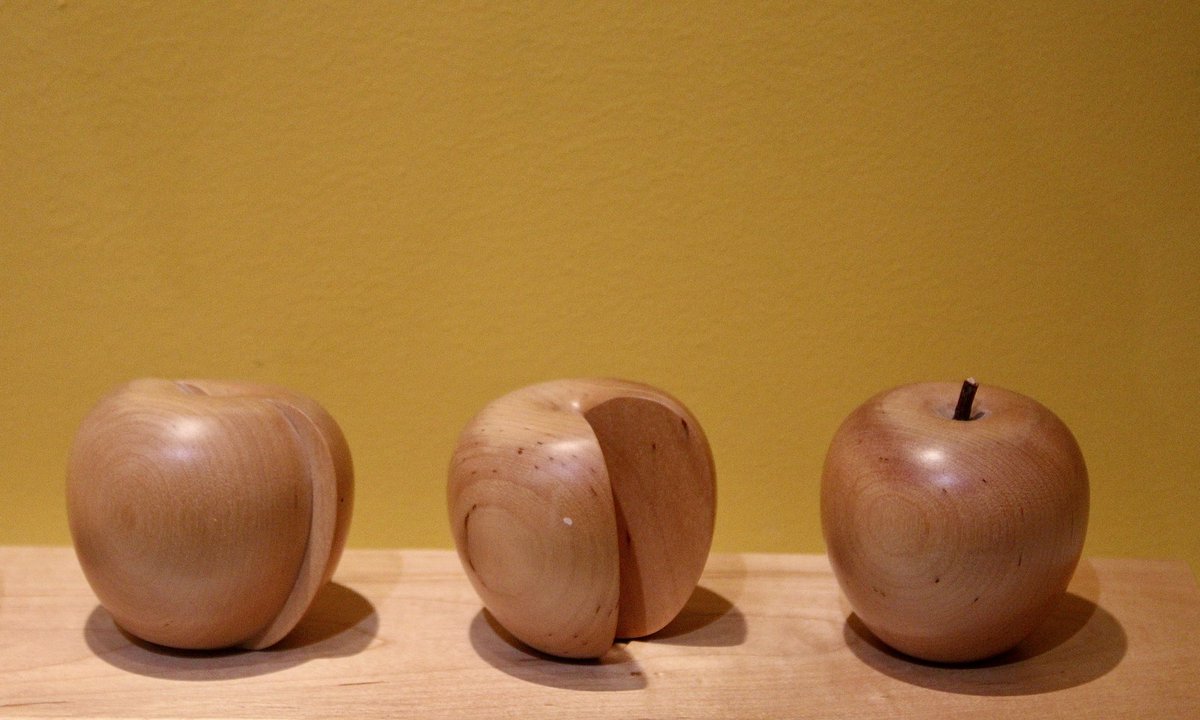 Sarah_Donehoo's tweet photo. Contemporary apple sculptures at the @GMOA, made of Baltic birch and maple. https://t.co/ntJqAhHLvV