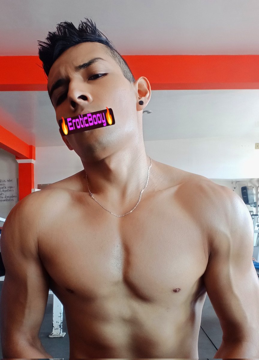 EroticBooy's tweet photo. 💪Músculo Duro🤟
#gym #boystrong #CHACALCALIENTE https://t.co/FehFYR45uI