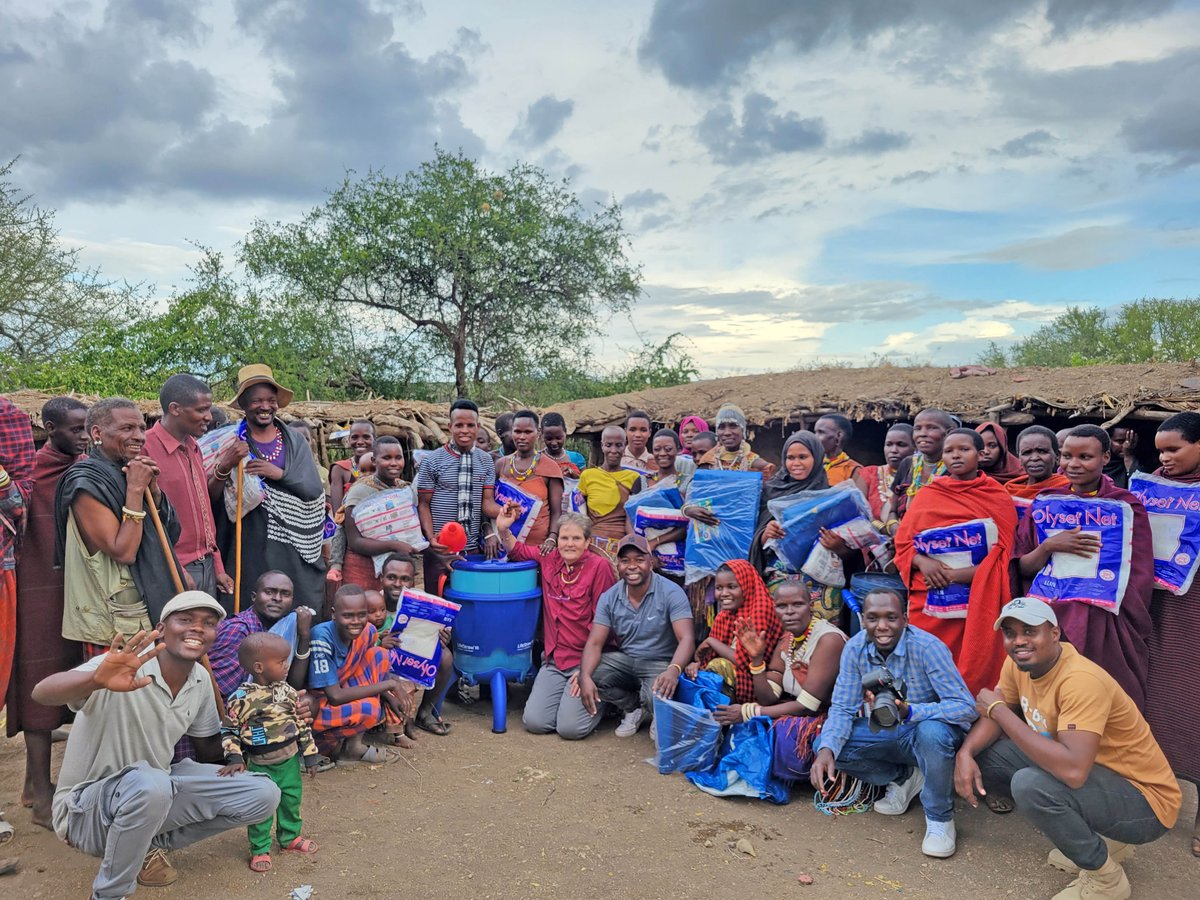 VillageCarePro1's tweet photo. Every 2 minutes, a child dies in Africa from diseases like dysentery &amp; cholera! A $50 donation will give an African family a water filter for safe drinking water. Also, 1 in 5 children do not survive annually from malaria. $6 will buy a mosquito net. https://t.co/an0M4sT0zo https://t.co/0Adp83vgyi