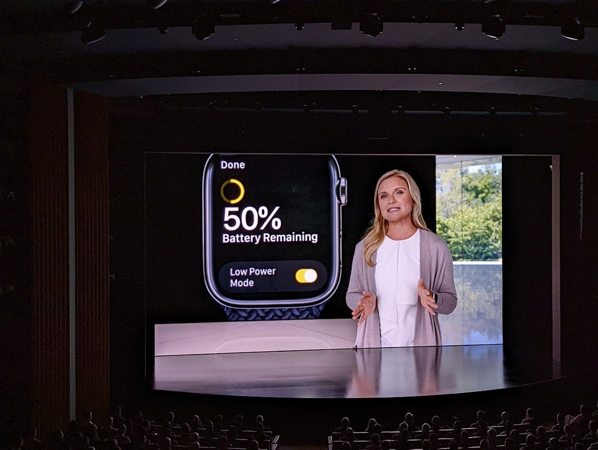 Avi Greengart on Twitter "Apple Watch Series 8 also has crash