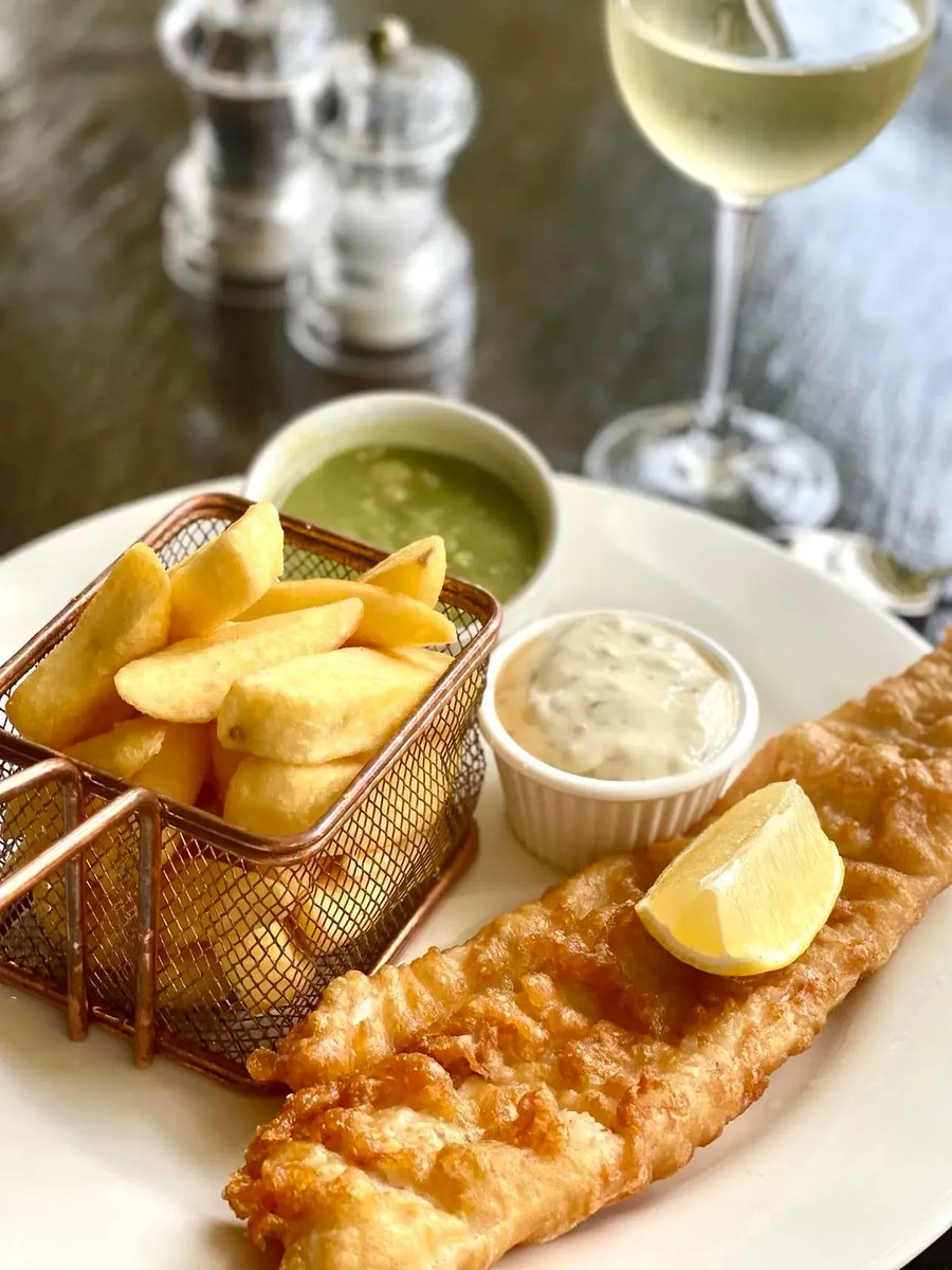 F I S H  F R I D A Y 🎣

Enjoy two mains of fish &amp; chips along with a bottle of wine for £25  

You can book via the link in our bio! 

.
.
.
.
#fishandchips #eatmcr #foodieuk #manchesterfoodie #foodblogfeed #foodie #mcrfood #foodporn #manchester