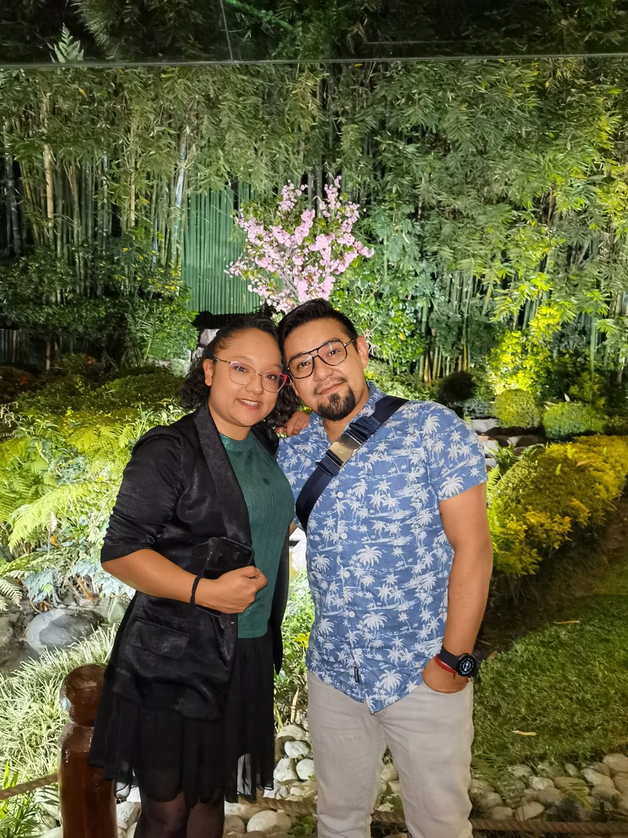 _alexcuisin's tweet photo. Little sister #proudofyou #Brothersister #brothersisterlove #chefs @vronicaHR https://t.co/yGt1ctKCgx