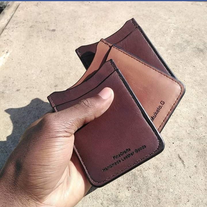 Angeke bamu ghost epull up no wallet one gama lakhe ubafo. 

FineCrafts Handmade Leather Goods. 

Clean Simple Authentic
#PitsoMosimane #MacG #Chelsea #ManCity #KaizerChiefs