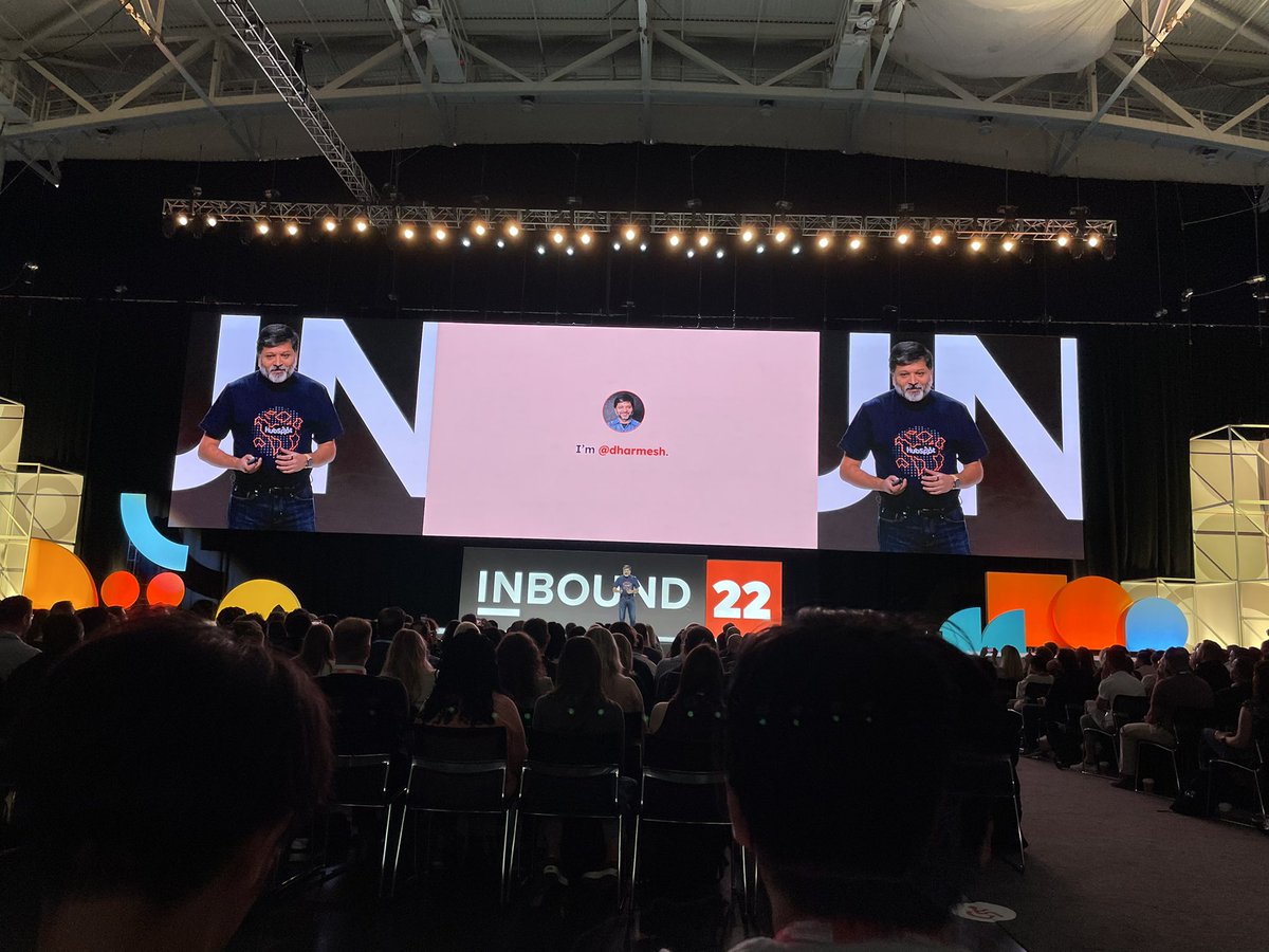 smonnes's tweet photo. Enjoyed hearing from Darmesh and his #dadjokes at #INBOUND22. Cool about https://t.co/yzNe5QOGFL. I joined the community. Did you ? https://t.co/qUYY7Kwivi