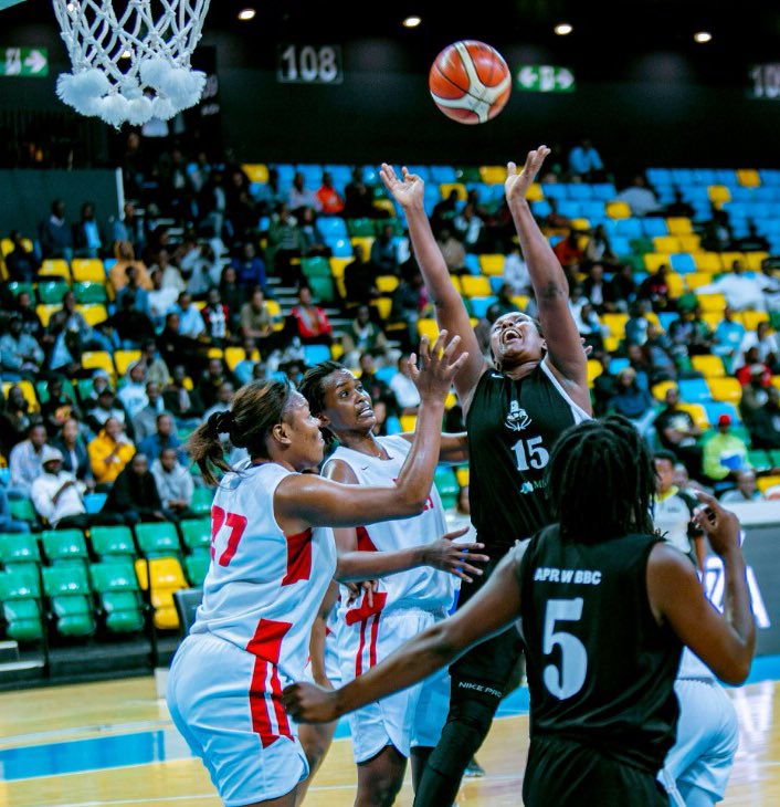 ferwabaRW's tweet photo. #RBLFINALS22
Apr is not letting go the lead by fire by force. π₯
#REGBBCW 48-51 #APRBBCW
#RBL https://t.co/ErBXfQYcQb