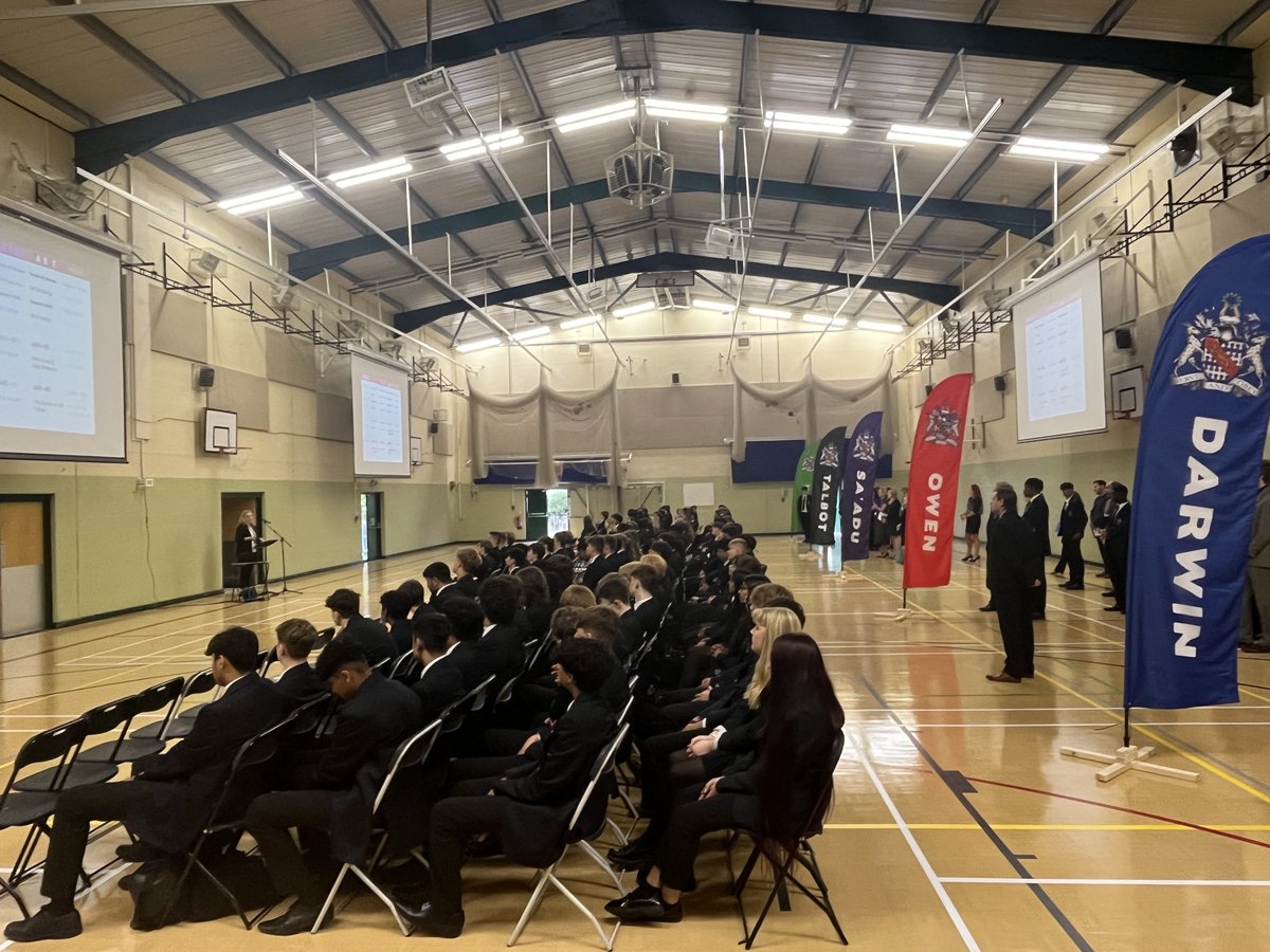 HabsAdamsGS's tweet photo. It's #inductionday and we've loved meeting all of our new pupils. Huge thanks to our wonderful Front Team who've been a huge help with all of our  #gettingtoknowyou House activities #Darwin #Owen #Saadu #Talbot #Webb. Welcome to Adams! #HabsFamily #Exciting https://t.co/oTFekIGR50