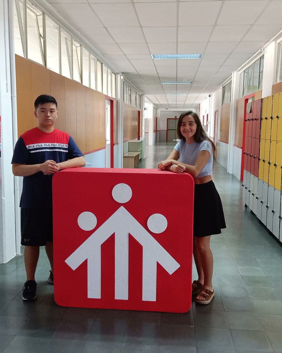 SalesiansSbd's tweet photo. Felicitem els nostres exalumnes Ainara Gutiérrez i Qi Wen Chen que els hi han atorgat una beca Impulsa.
Les beques Impulsa acompanyen els joves durant un període mínim de dos anys.
Joves Impulsers, professionals amb visió, valors, compromís i seguretat personal. @FundacioImpulsa https://t.co/mk7S1Xxetb