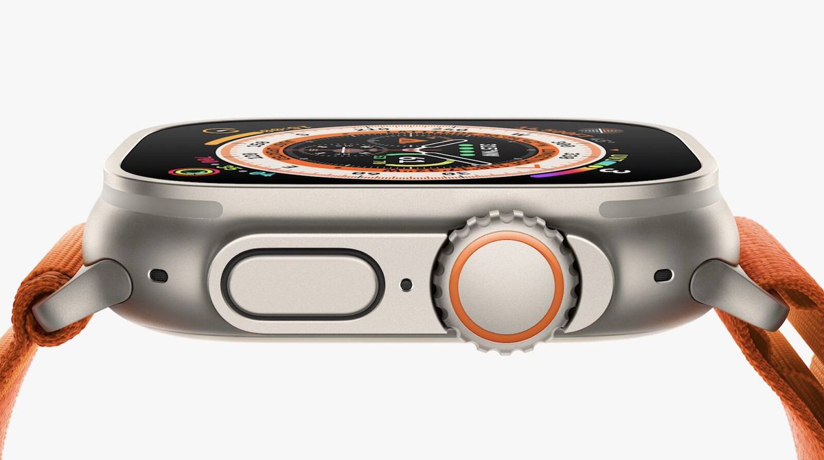 macrumorslive's tweet photo. This is Apple Watch Ultra. 49mm case. Made from aerospace grade titanium, sapphire front crystal. Action button in orange, customizable and offers quick physical control. Larger Digital Control, protruding side button, both of which work with gloves. https://t.co/exgOwDoSaI