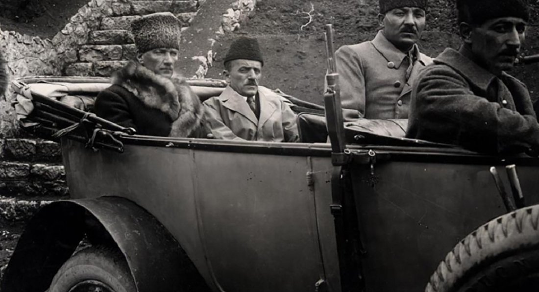 MİLLİ MÜCADELEDE PARA SIKINTISI

Vahdettin Milli Mücadele İçin Altın Verdi mi? Yokluklar İçindeki Savaş Nasıl Kazanıldı?

Uzun bir yazı olacak. Dikkatle okumanızı rica ediyorum değerli dostlar.

BAŞLIYORUZ⬇️⬇️⬇️