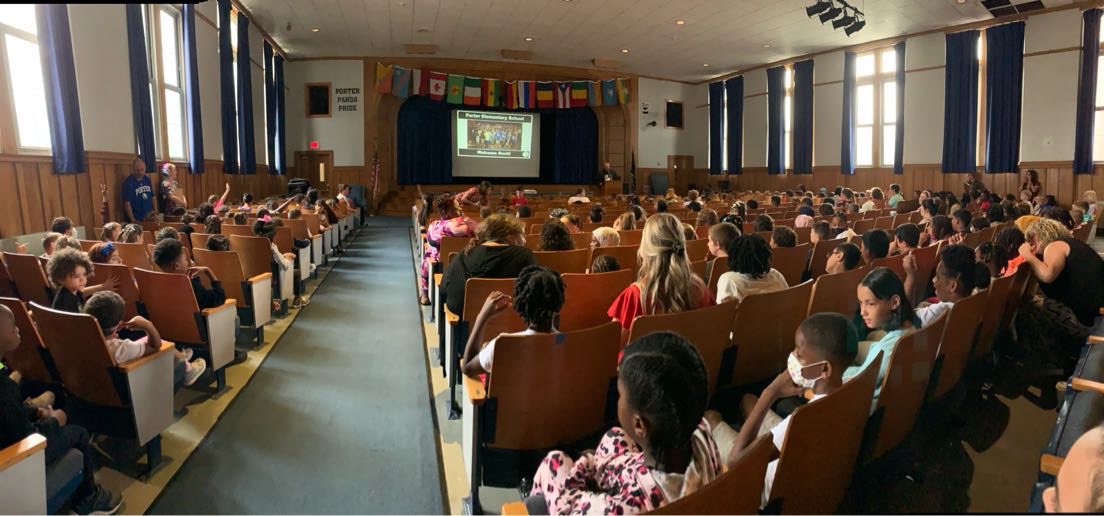PorterElemSCSD's tweet photo. We kicked off our #SCSDFirstDay with a Panda Palooza!!! https://t.co/tJx0qJBQCT