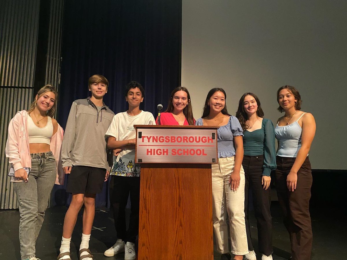 TyngsboroughPS's tweet photo. Amazing job to all students that spoke during the class officer elections today at THS. The polls to vote will be open until 2:30pm today! #tpsprepares #classofficers https://t.co/hf2vk8fth8