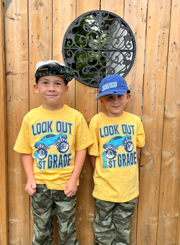 HWDSB's tweet photo. The first day of school signals new beginnings for students, staff, and families, and also makes for some excellent photo opportunities! Thank you for using the #firstdayHWDSB hashtag and sharing your special moments with us πΈ
More first day photos: https://t.co/KdjVlKA61Z https://t.co/CYAQK0uyDt