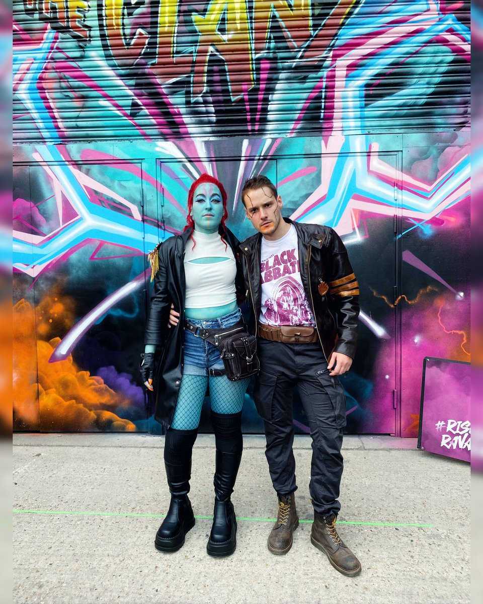 AdeleWho's tweet photo. Me and @MGSBloon at @secretcinema 

📸@Monsieur_Phal 

#secretcinema #secretcinemaguardiansofthegalaxy #riseupravagers #gatheringoftheclans #makeup #immersivetheater #cosplay #costume https://t.co/8RLgdUfM9w