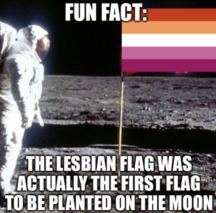 lesbiposting's tweet photo. the truth about the first moon landing https://t.co/f7fNudqqph
