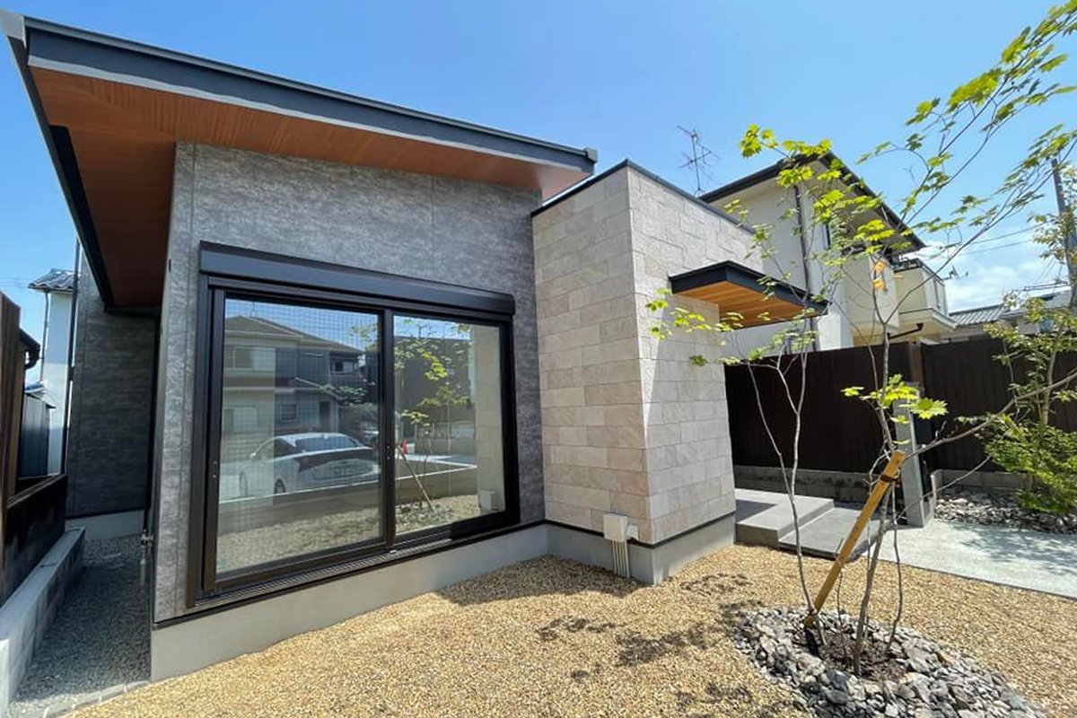 MaMin0501's tweet photo. https://t.co/ZTBOkteKYS

お洒落な平屋建築中です。泉佐野市、羽曳野市、高石市のモデルハウスは随時見学受付中です。Panasonicテクノストラクチャー『木と鉄の家』是非ご覧ください。
#畑中工務店
#モデルハウス
#泉佐野市
#羽曳野市
#工務店
#マイホーム 
#耐震等級３
#土地探し https://t.co/w5d3nfh90z