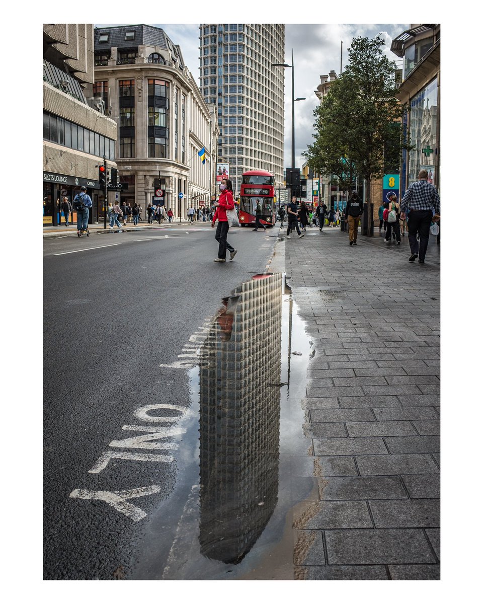 #reflection #centrepoint #tottenhamcourtroad #london #streetphotography #street #brutalistarchitecture #brutalist #reflectionphotography #urbanphotography #city #streetsoflondon #streets #centrallondon #documentinglondon #centrepointlondon #architecture #architecturephotography