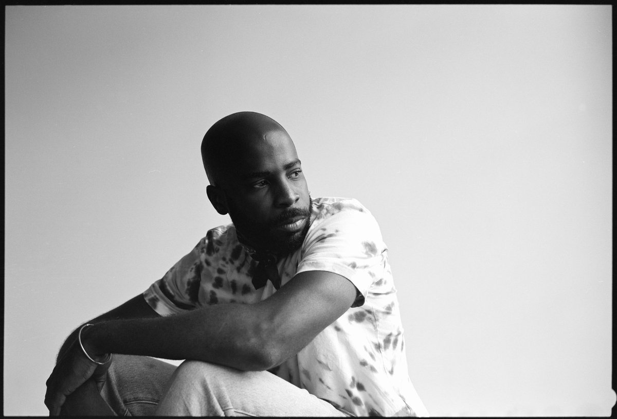 NOLIS's tweet photo. The homie @danexisaac came by thestudio for a quick sec. 🤝
📸 #Gw690ii #tmax400 #120film https://t.co/y7eAm1KS7a