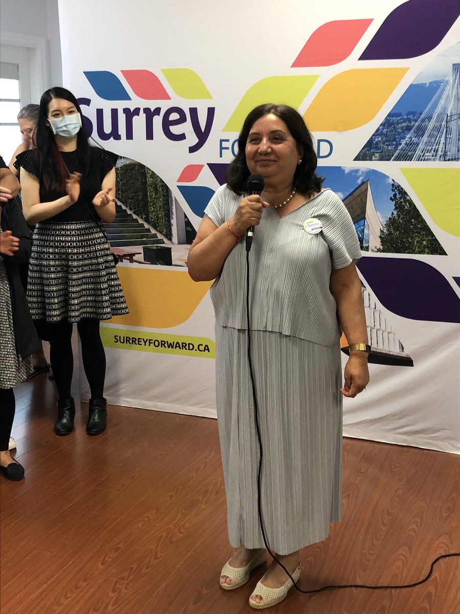 PhilipAguirreBC's tweet photo. Great to meet the Filipino community  with @RamonBandong Multiculturalism is our strength in #SurreyBC City hall needs a fresh start. Let’s move @SurreyForward @jinnysims @Newton_BIA @OldSurrey https://t.co/RSI2kGYOEB