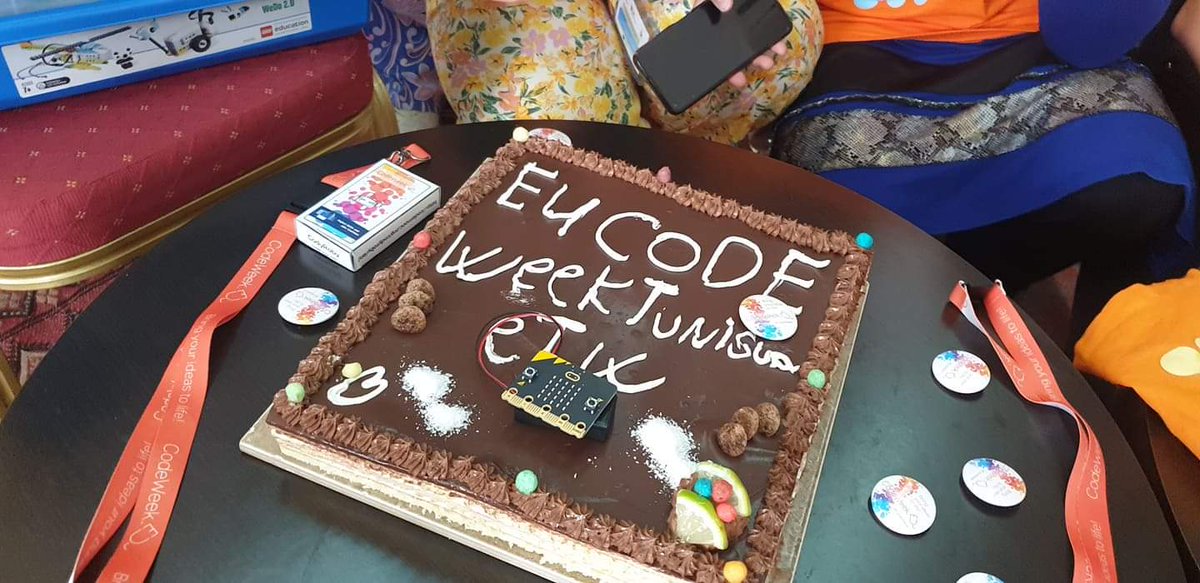 mannou77's tweet image. Celebrating 10 th anniversary of @CodeWeekEU
#Coding with @scratch  @microbit_edu Wedo Lego2.0 
Coding without computer
@codeorg @hourofcode 
#CodeWeekChallenge
#CodeWeek
@ImenMarzouk @hadoulti 
@eTwinningEurope