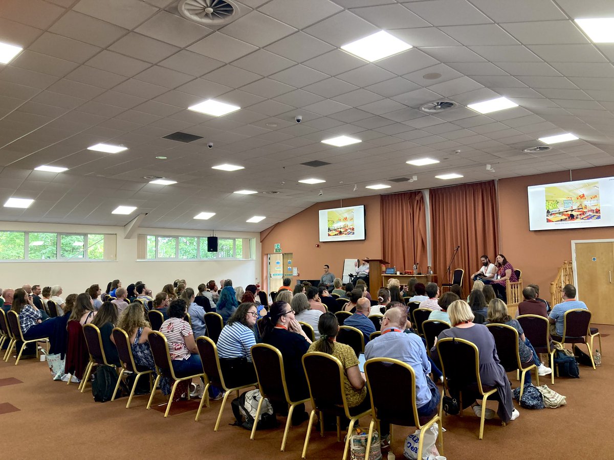 RE_JohnsonMusic's tweet photo. Fantastic afternoon delivering #uprising CPD to 90 Derbyshire music teachers! Such great conversations being had! #inclusivemusicmaking #MEHEM @BenSellerz https://t.co/9Y0rixehT6