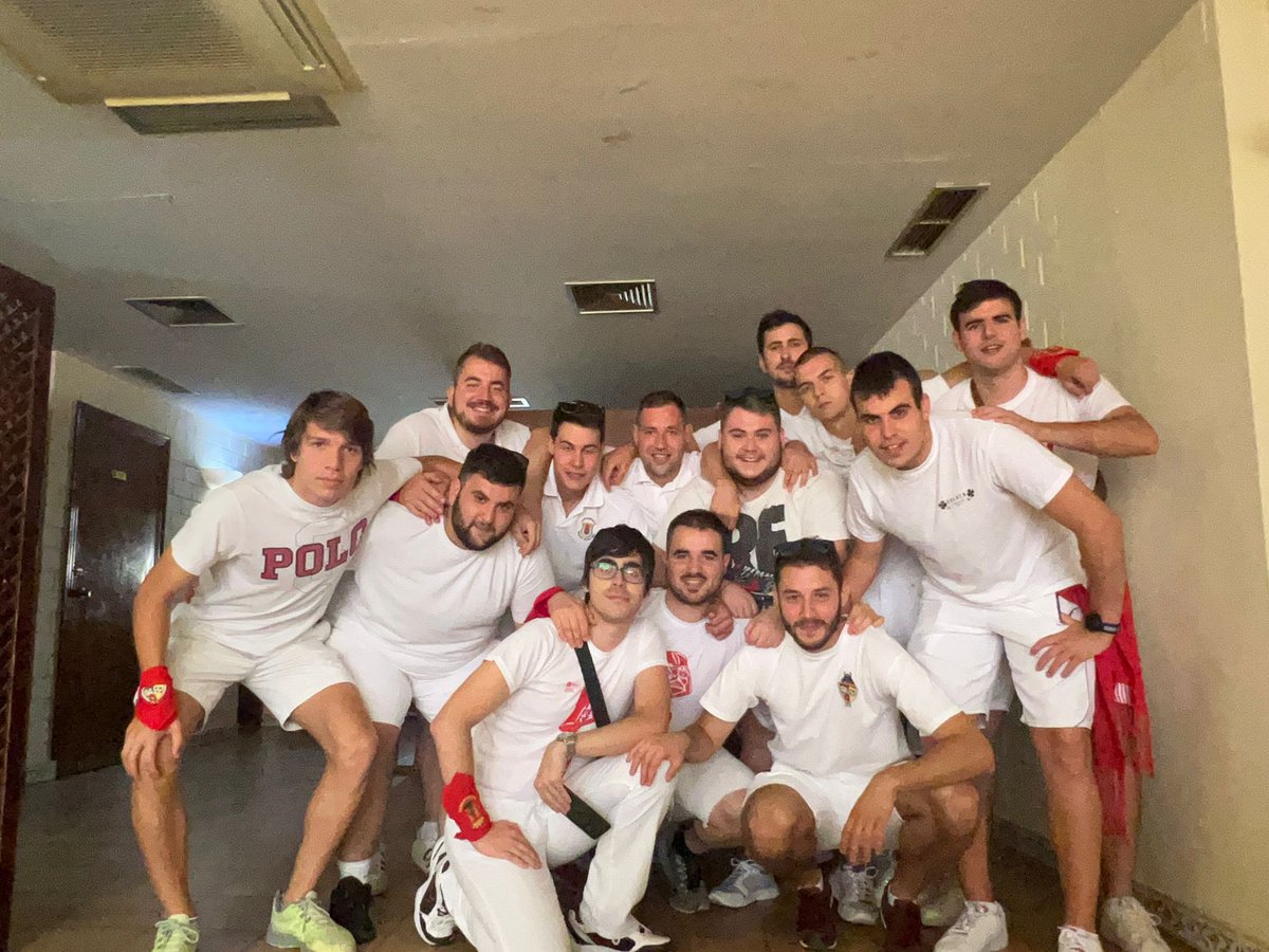 Felices fiestas!! Os esperamos el dia 13!!!!!