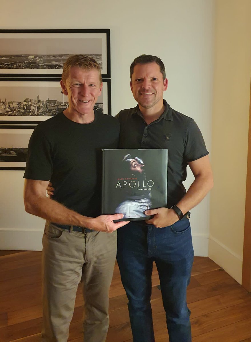 astro_timpeake's tweet photo. Great to meet the talented @AndySaunders_1 last night. Fascinating to hear how he produced such stunning images in #apolloremastered. A masterpiece. https://t.co/74UUdW2MGR