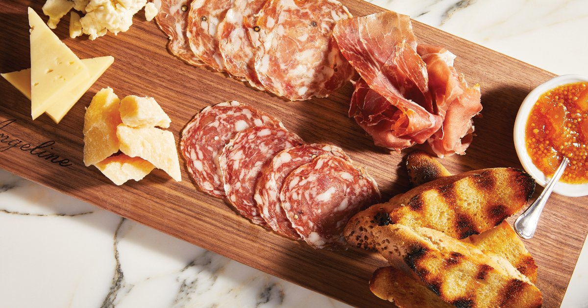 This Italian meat &amp; cheese collection is simply perfection! 🤌 

🧀 View the Angeline by <a href="/chefsymon/">michael symon</a> menu at spr.ly/6016M3yHi