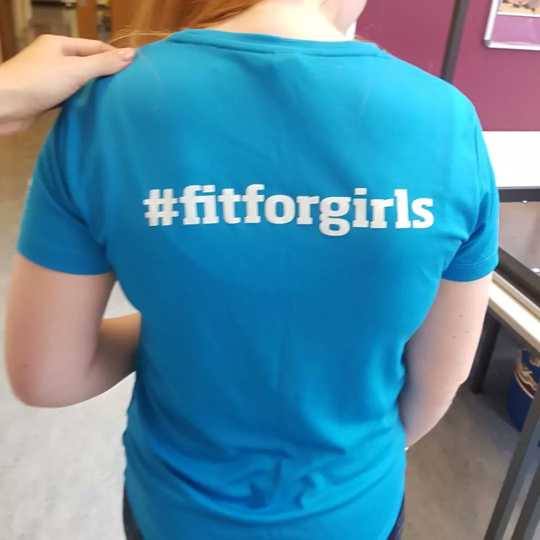 ➡️What a great way to kick off our #FitForGirls programme <a href="/StModansHS/">St Modan’s High School</a> 
Thanks to @Nicola_SSF  and <a href="/alicefoxsport/">Alice Fox</a> for delivering our first workshop. It was great to meet our Stirling school fit for girls ambassadors.
<a href="/activestirling1/">Active Stirling Ltd</a> <a href="/sportscotland/">sportscotland</a>