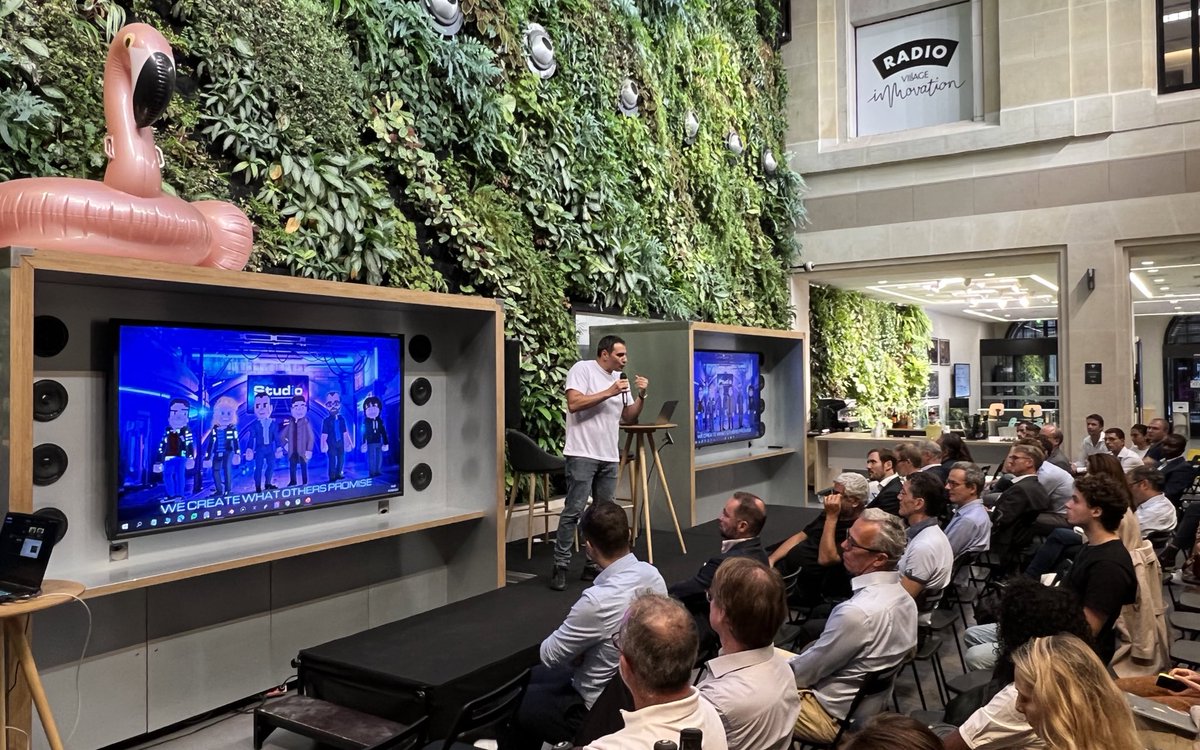 borgetsebastien's tweet photo. Cédric Bensoussan @interactivestud shares how his studio creates Metaverse experiences for brands, crafting stories that engage, adding skills-games, easter eggs, full of surprises - tonight at first unveiling of @CreditAgricole the first french bank entering @TheSandboxGame https://t.co/7U3jd7zyvD