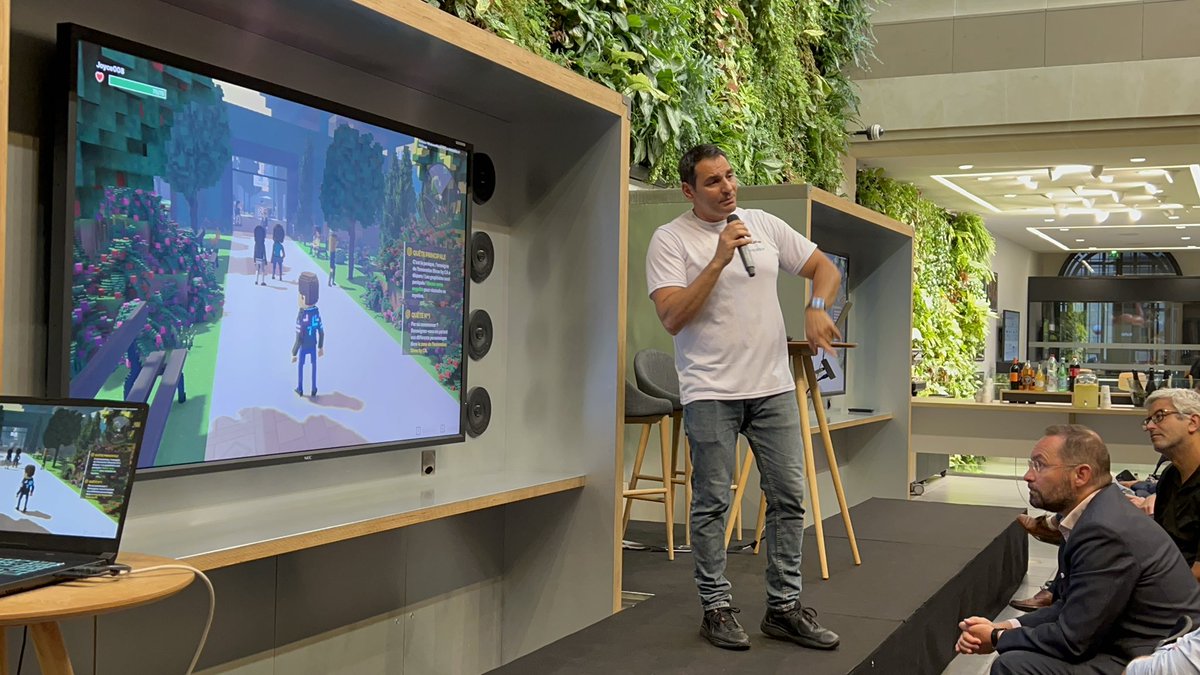 borgetsebastien's tweet photo. Cédric Bensoussan @interactivestud shares how his studio creates Metaverse experiences for brands, crafting stories that engage, adding skills-games, easter eggs, full of surprises - tonight at first unveiling of @CreditAgricole the first french bank entering @TheSandboxGame https://t.co/7U3jd7zyvD
