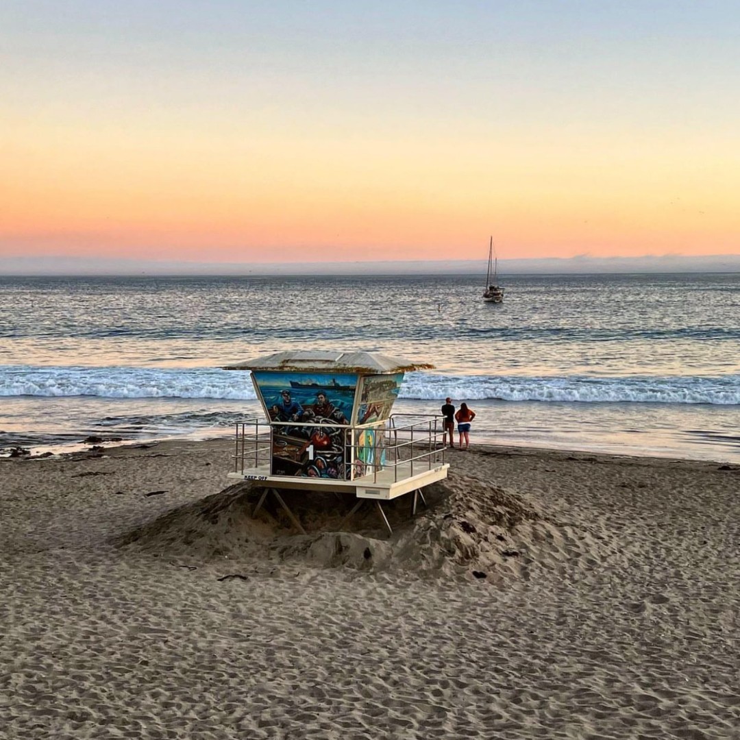 Make it a sunset beach walk every night when you stay in Avila Beach, CA. 📍😍

Photo: @_kayyyyylaaaaaa_