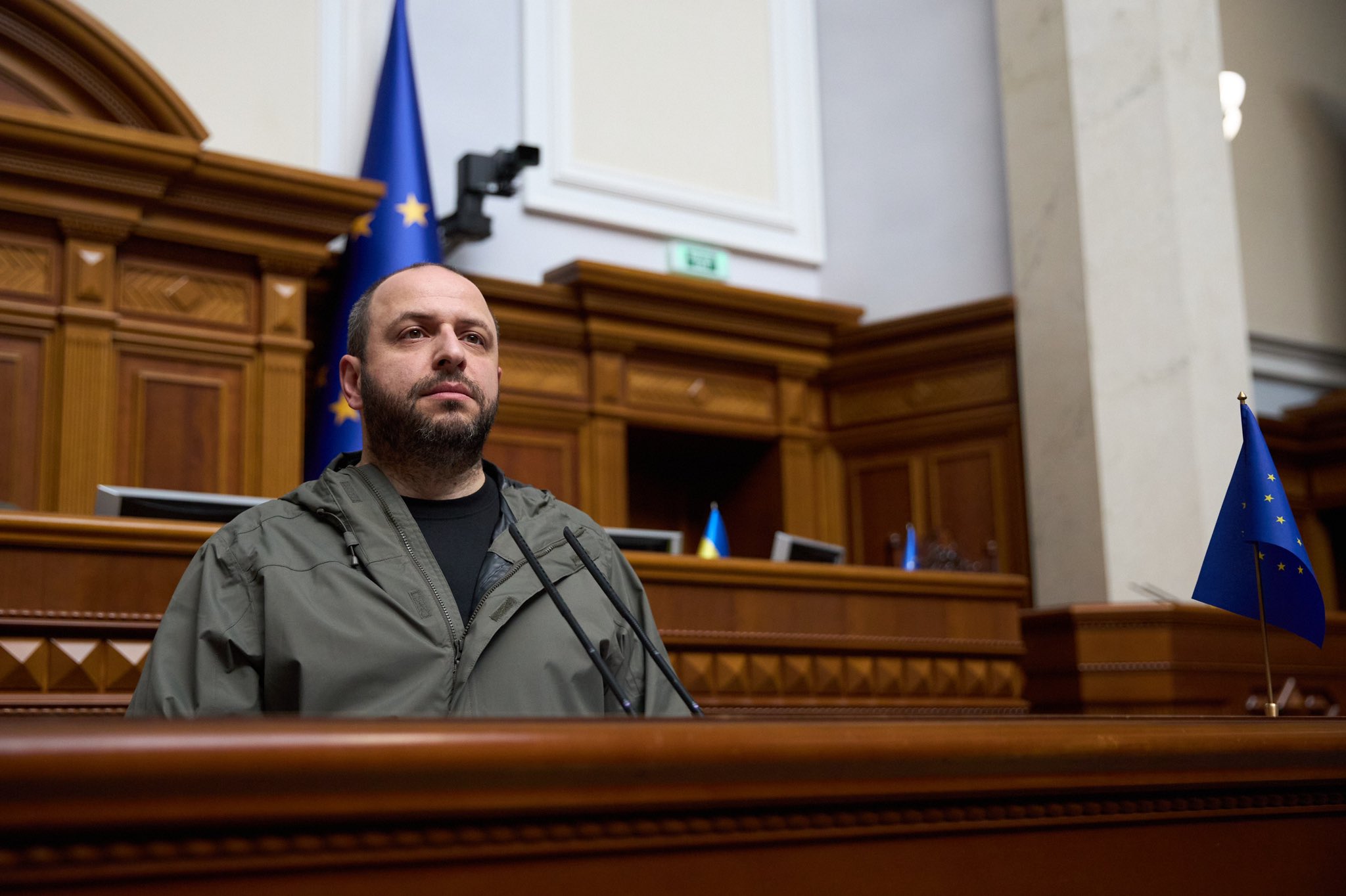 Умеров новый министр. Умеров новый министр. Умеров новый министр. Рустем энверович умеров. Умеров новый министр.