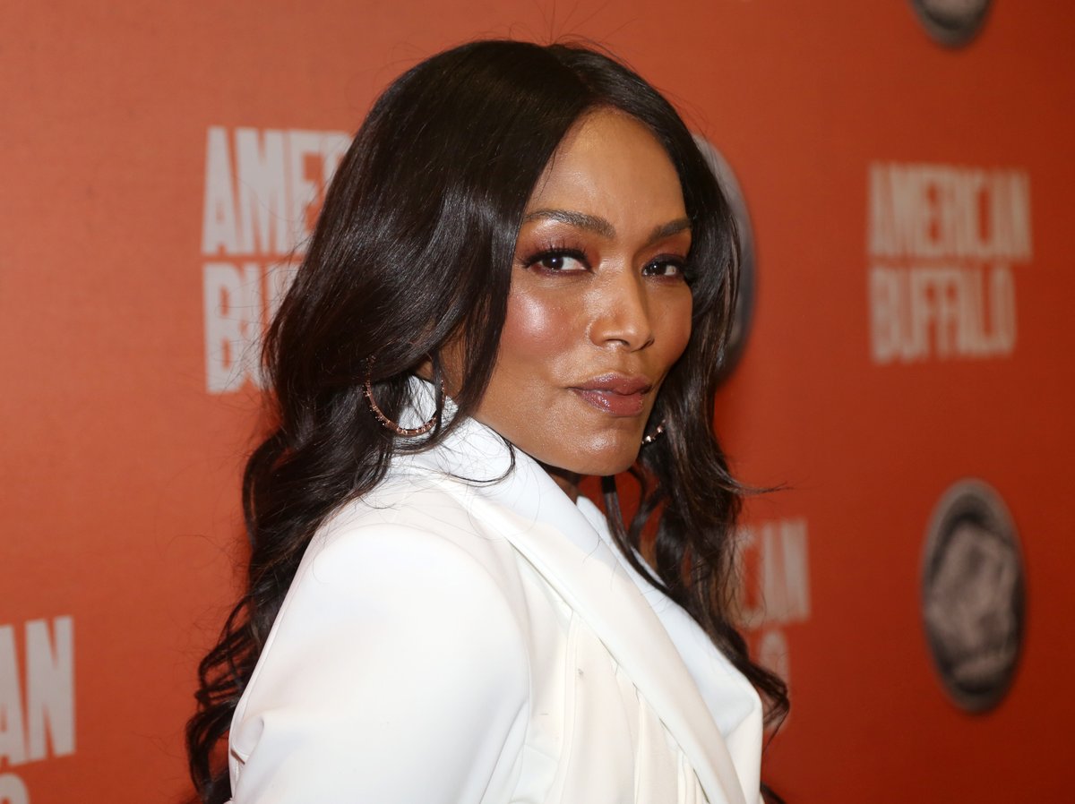 The first batch of presenters for Monday’s Primetime Emmy Awards has