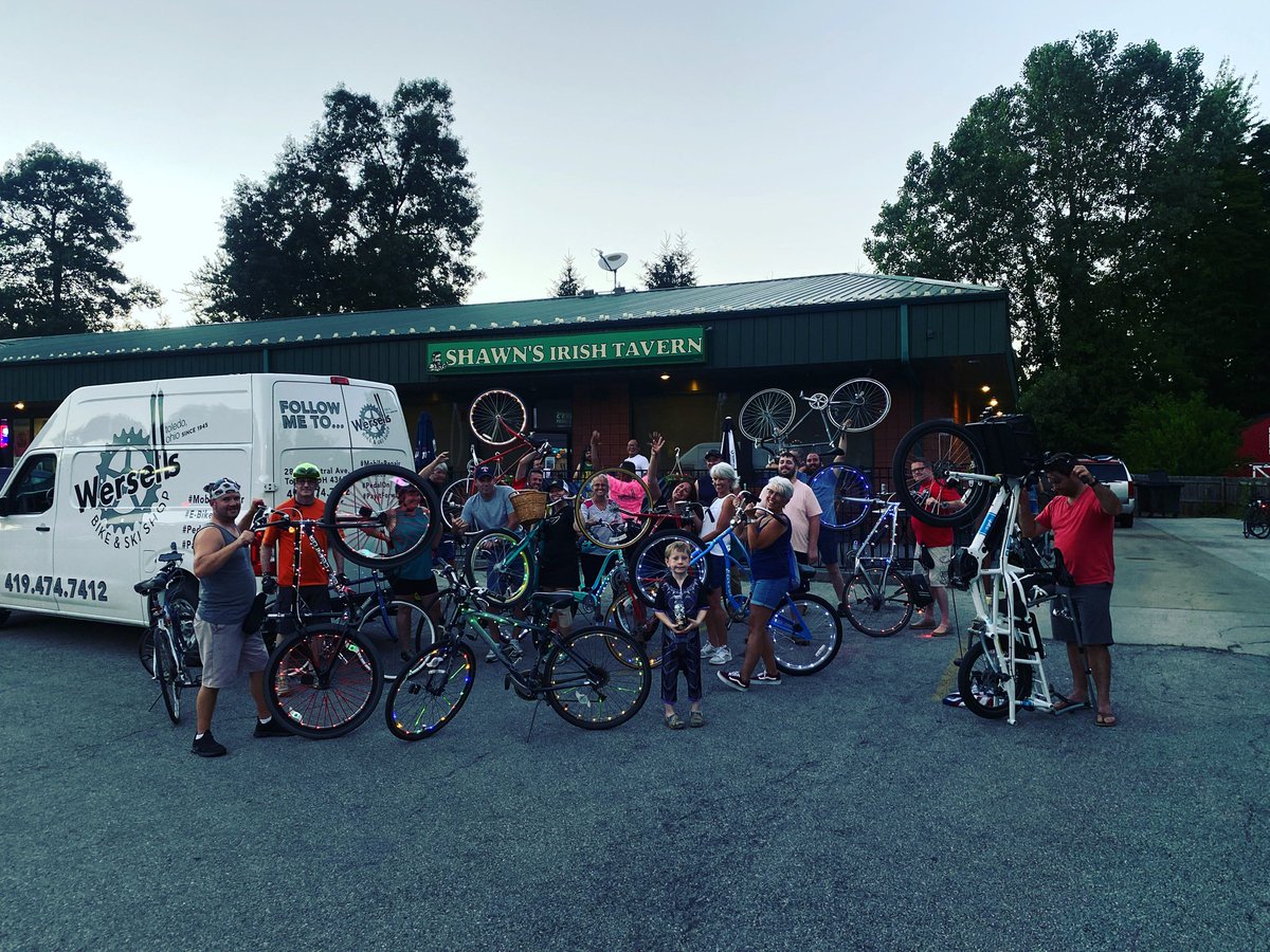 Brightz_Ltd's tweet photo. Join us tonight for #PedalsNPints w/ @PatronSaintsBrw and @WersellsBike ! We’re headed to Shawn’s Sylvania at 7pm!
#brightzlights #wheelbrightz #glowroll https://t.co/kJnATHsbiv