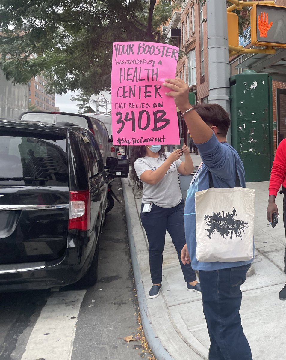 housingworks's tweet photo. Congratulations @GovKathyHochul on getting your booster shot.

Now will you stop your devastating cuts to healthcare centers like the one you visited today? They rely on the 340B program, and your carveout will cost them MILLIONS statewide. https://t.co/h5Zr4xUB1s