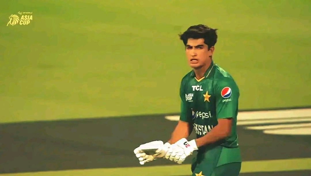 JunaidDhruee's tweet photo. The aggression shown by Afghan bowler after getting Asif Ali's wicket represents peak Afghan mentality towards our country and our people. No matter how nice we try to be with them, they always try to bite us back from position of advantage. But Hmara No. 11 😍
#PakVsInd https://t.co/3biZ8hxYSR