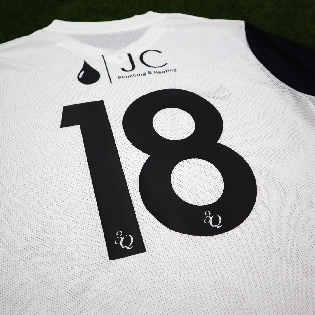 New look for <a href="/GShelfordFC/">Great Shelford FC</a>, love it guys 🐚

Nike Tiempo Premier II Jersey 🛒 ow.ly/e3aM50KAMS7