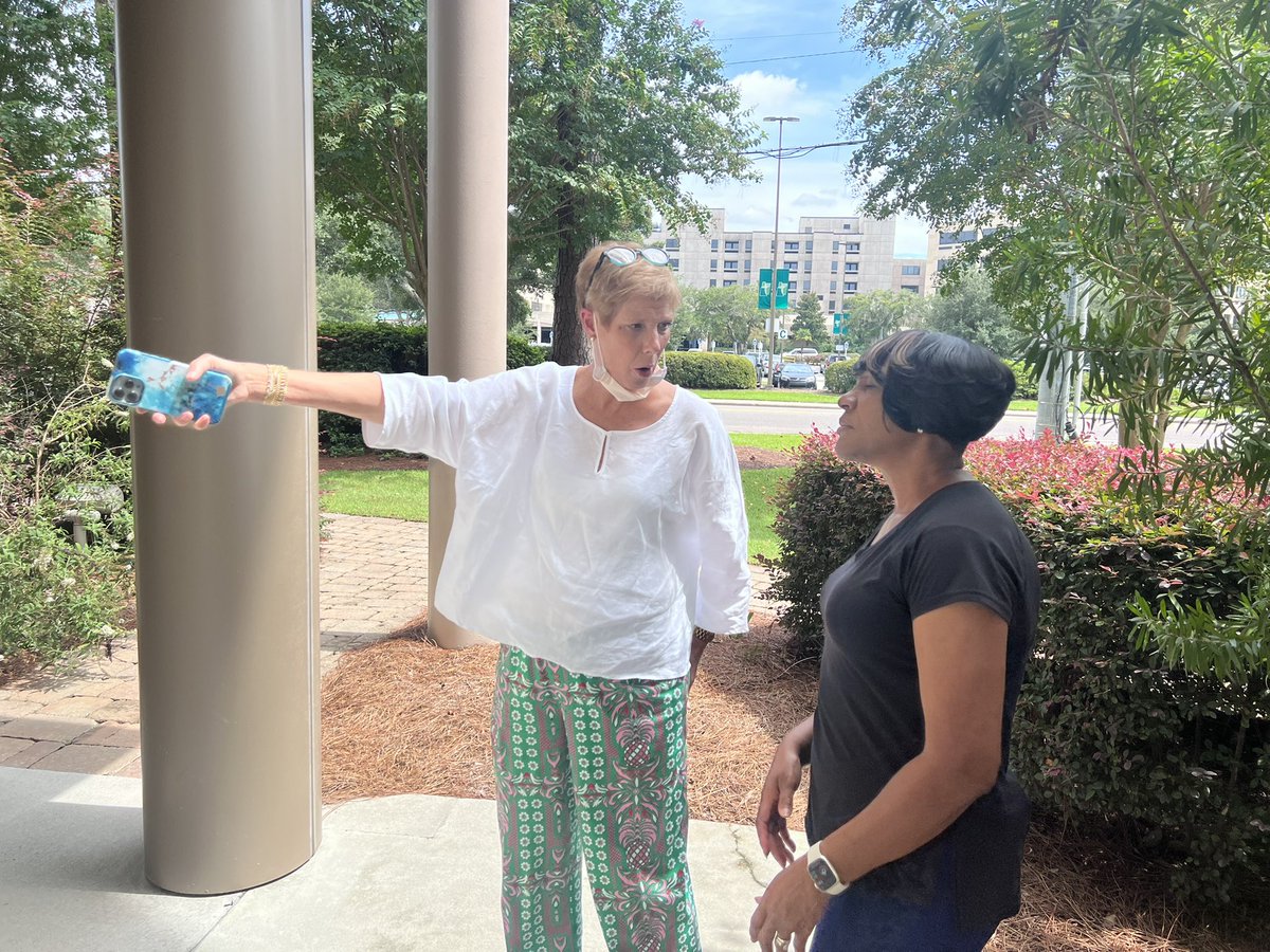 WSAVTinaTS's tweet photo. πMy current situation. Preparing for Breast Cancer Awareness Month at the Lewis Cancer and Research Pavilion. @WSAV @chooseSJC #BuddyCheck3 #breastcancersurvivors π#breasthealthmatters #Savannah π https://t.co/GYxZNKrljI