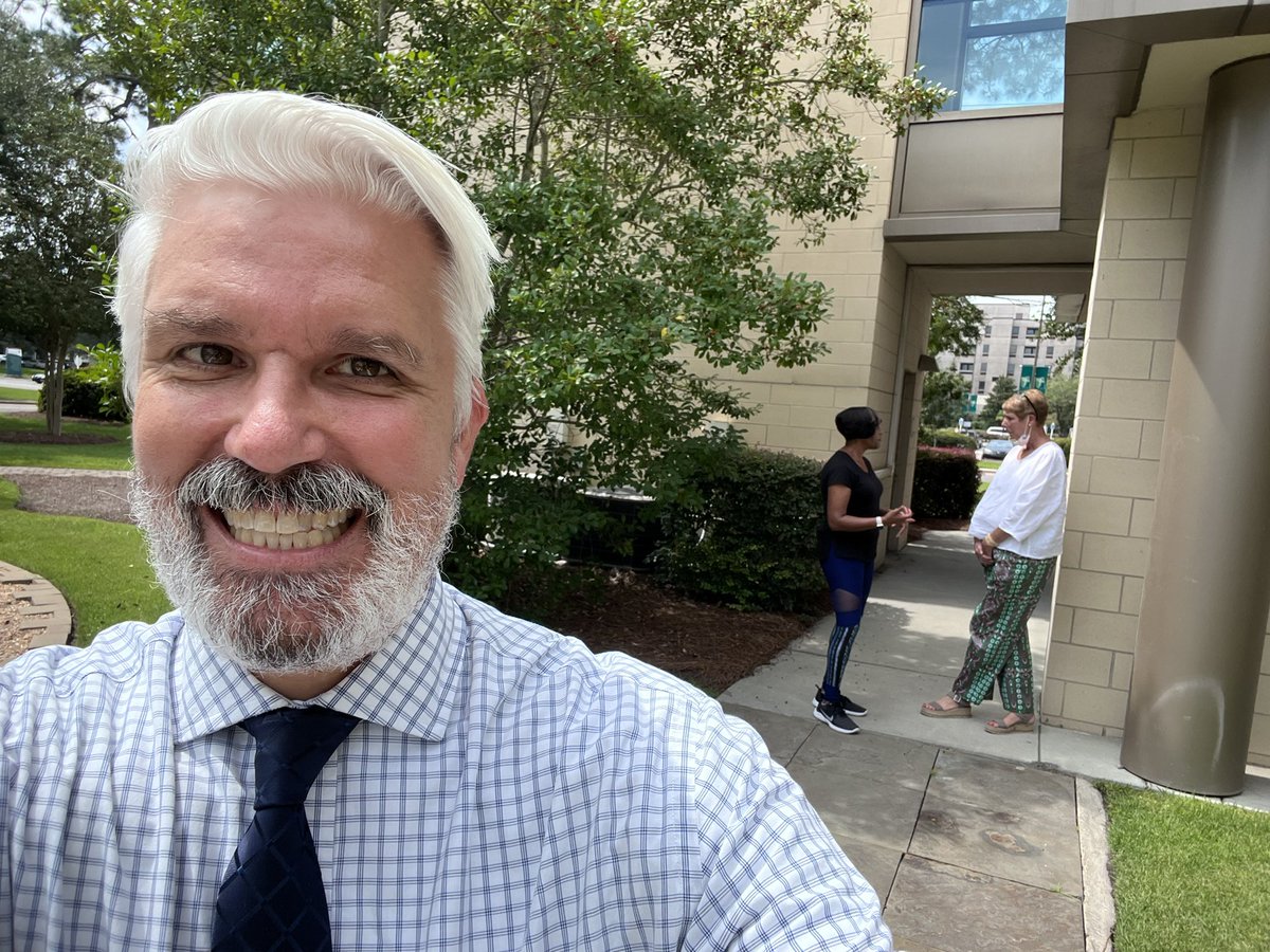 WSAVTinaTS's tweet photo. πMy current situation. Preparing for Breast Cancer Awareness Month at the Lewis Cancer and Research Pavilion. @WSAV @chooseSJC #BuddyCheck3 #breastcancersurvivors π#breasthealthmatters #Savannah π https://t.co/GYxZNKrljI