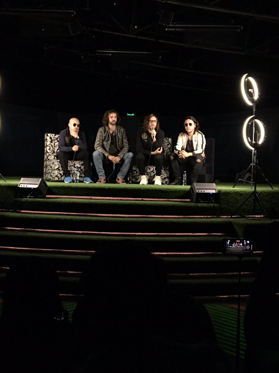 SMLabMx's tweet photo. Ya empezaron las preguntas para Camilo Septimo sobre su próximo concierto el 1 de Octubre en el Palacio de los Deportes 🙋🏻‍♀️🎤
Y tendrán muchas sorpresas 🎶 https://t.co/Lrkwqb6f3s