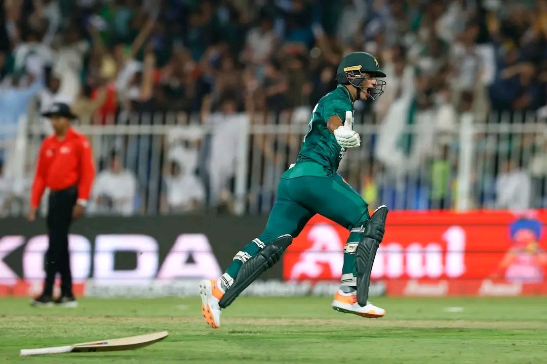 JunaidDhruee's tweet photo. Spirit ❤️

#PakvsAfg #AsiaCup2022 #NaseemShah https://t.co/A9FxVNgFgq