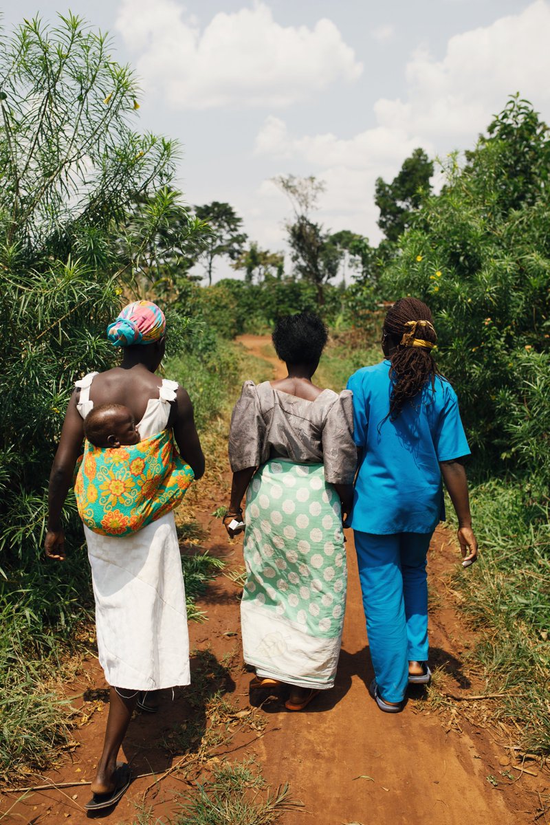 Hope Smiles team members bring transformative hope through dentistry by walking shoulder to shoulder with community members!

From Ugandan villages to middle TN outreaches, our focus is the same: 

Inspire hope by bringing generational impact through dentistry!

#hopesmiles