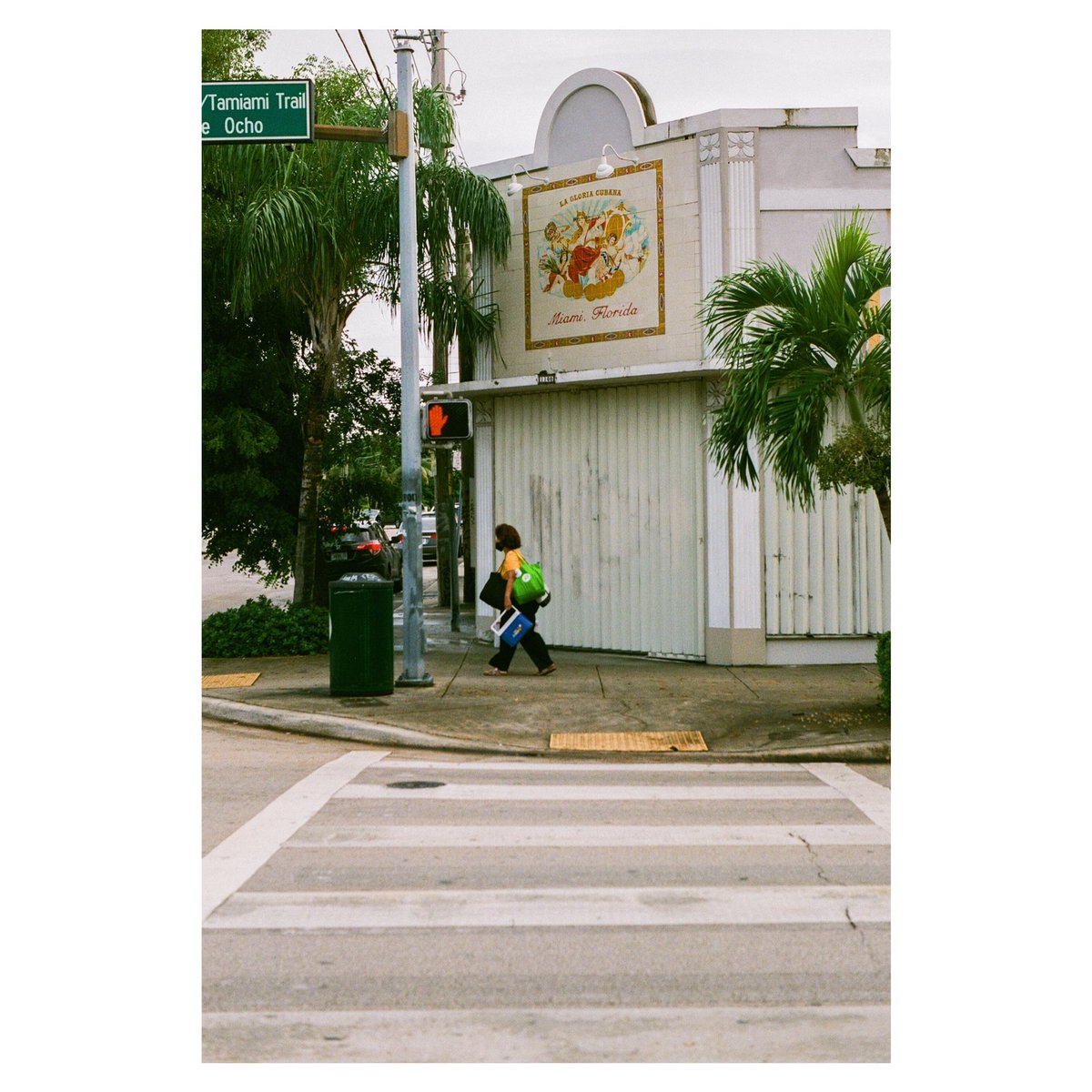 24__Exposures's tweet photo. Just doing your thing! #streetphotography #photowalk in #littlehavana #miami #photos of #strangers w/ the #yashicafx3 and a roll of @FujifilmUS #xtrasuperia 400 I really need closer to people! 👉🏼👈🏼 https://t.co/abHvplmT85